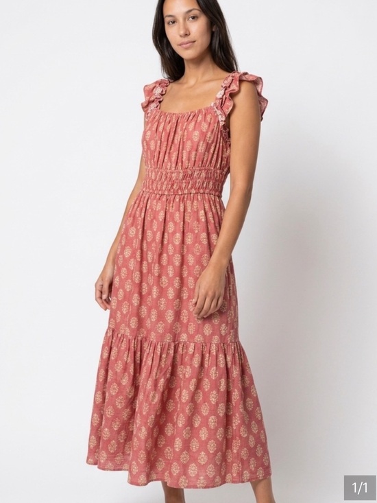 Lucky Brand Dresses & Skirts - Boho Lucky Brand Mauve Print Ruffle-strap Midi Dress